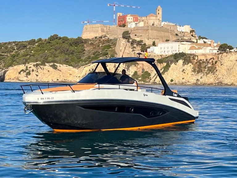 FIM 340 REGINA de alquiler a Ibiza (Ciudad)