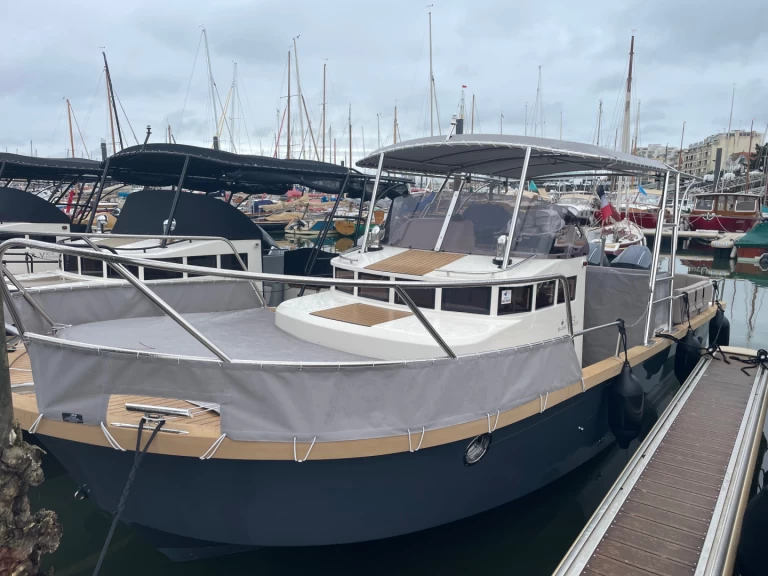 Beacher Beacher V10.2 Croisière de alquiler a Port d'Arcachon