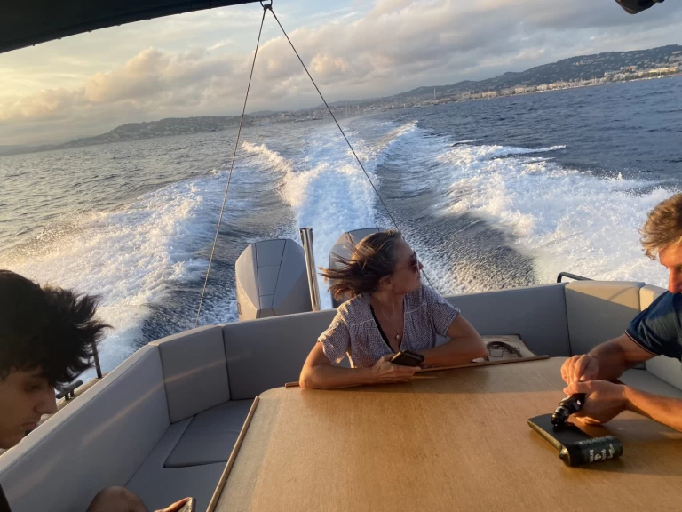 Alquiler de Lancha, con o sin patrón Beacher Port d'Arcachon