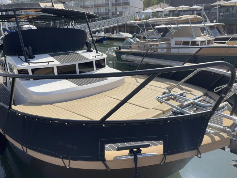 Alquiler de embarcaciones Beacher Beacher V10.2 Croisière enPort d'Arcachon en Samboat