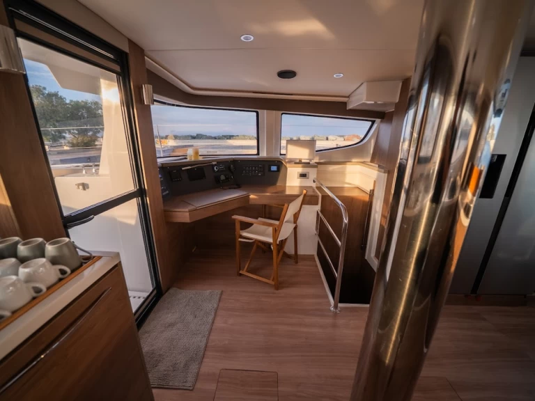 Alquiler de Catamarán, con o sin patrón Bali Paros (Isla)