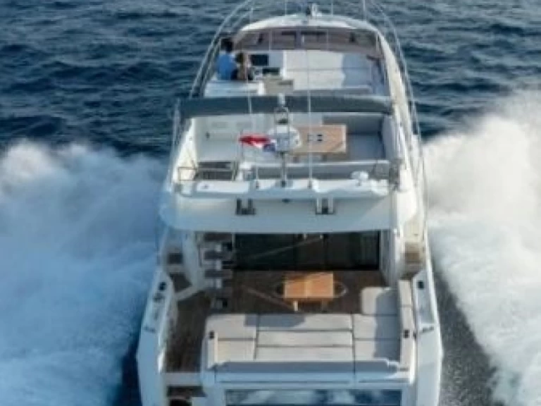 Alquiler Budva - Jeanneau Prestige 590 en SamBoat