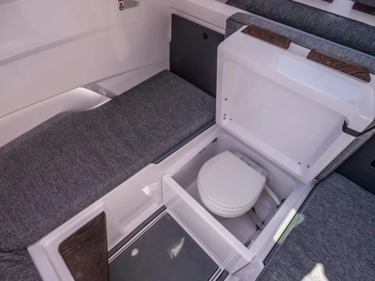 Alquiler de Axopar Axopar 29 XC Cross Cabin en La Trinité-sur-Mer