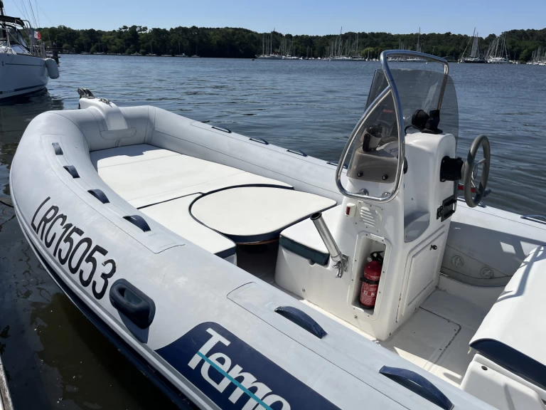 Alquiler de barcos Vannes barato de Tempest 500