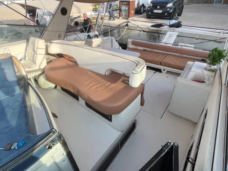 Sea Ray Sea Ray 420 Sundancer de alquiler a Cannes
