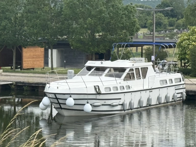 Tarpon Tarpon 42 de alquiler a Mittersheim