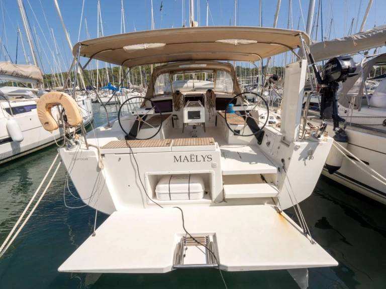 Velero para alquilar Saint-Mandrier-sur-Mer al mejor precio