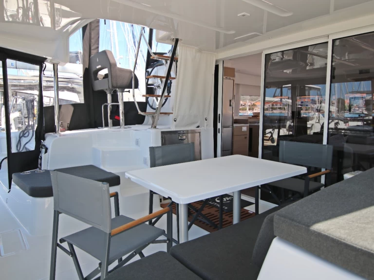 Alquiler Catamarán en Rogoznica - Lagoon Lagoon 43