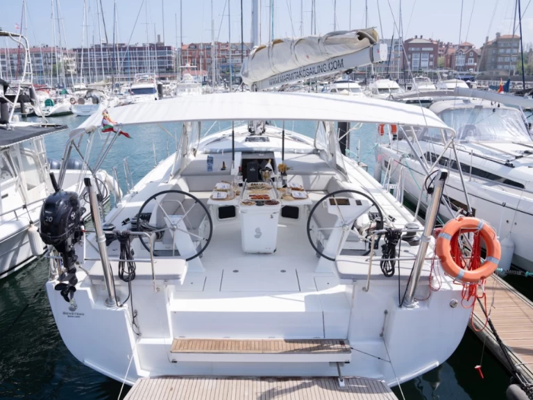 Bénéteau Oceanis 51.1 de alquiler a Getxo