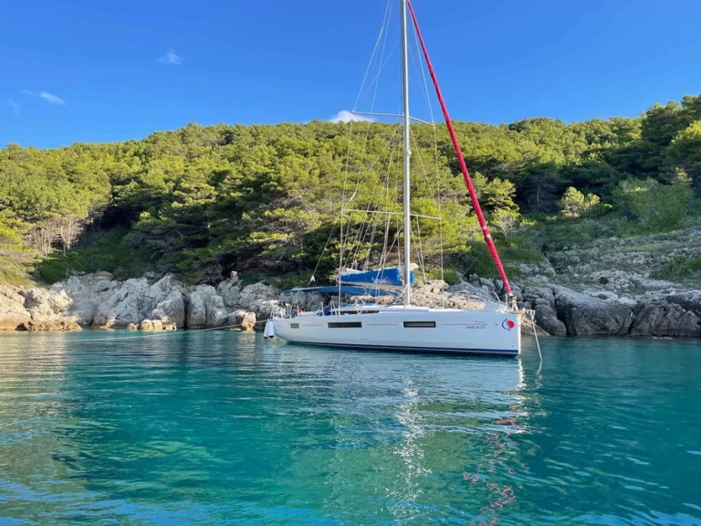 Alquiler de embarcaciones Jeanneau Sun Odyssey 440 enLefkáda en Samboat