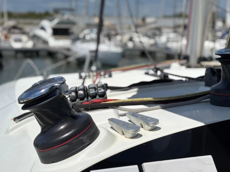 Alquiler de Lagoon Lagoon 400 S2 en Piombino