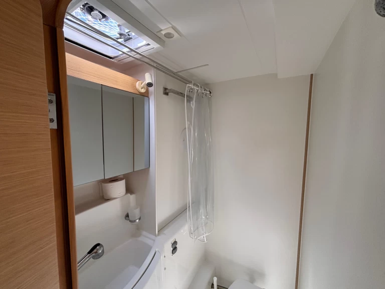 Alquiler de Lagoon Lagoon 400 S2 en Piombino