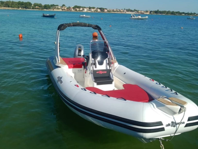 Alquiler de barcos Palermo barato de Wave 20