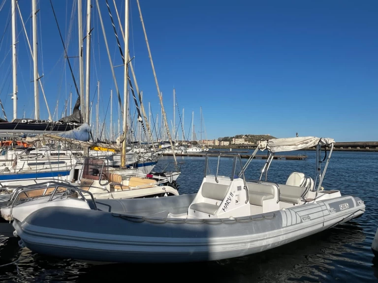 Sacs Madras 750 de alquiler a Cagliari