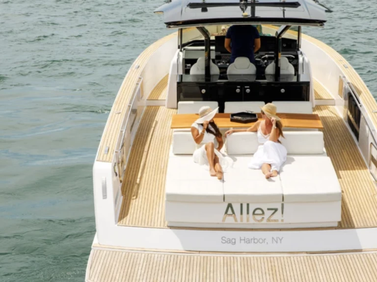 Alquiler de Yate de lujo, con o sin patrón Pardo Yachts Sag Harbor