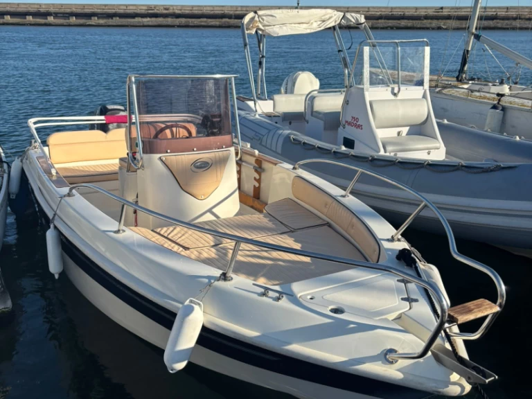 Italmar 17 de alquiler a Cagliari