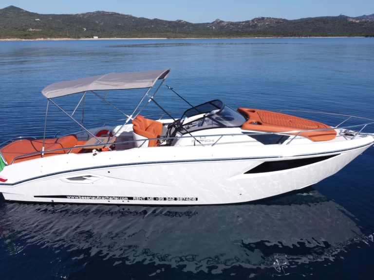 Alquiler de Cranchi Endurance 30 en Porto Cervo