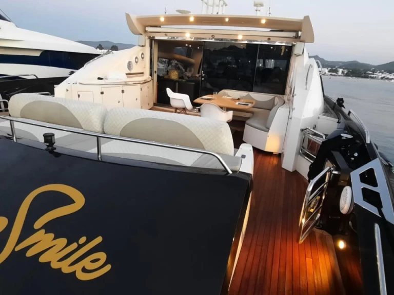 Alquiler de Sunseeker Predator 82 en Ibiza (Ciudad)