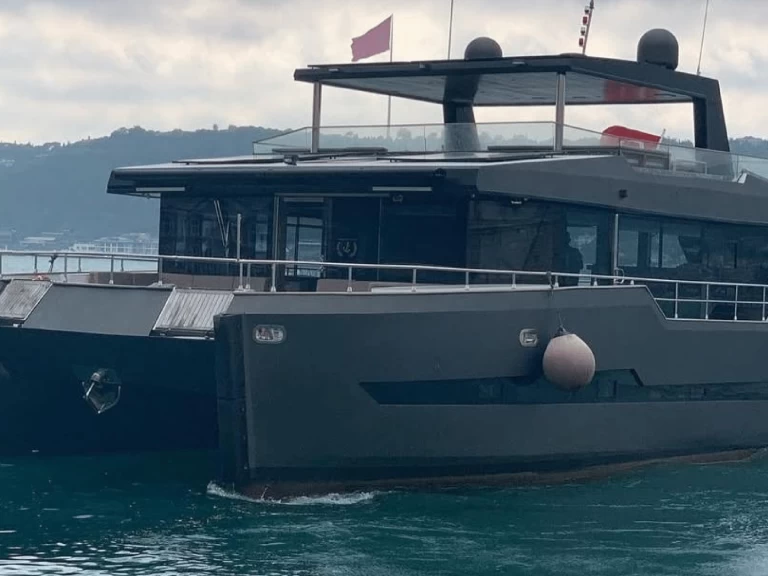 Alquiler de Catamarán, con o sin patrón Custom Made Torba