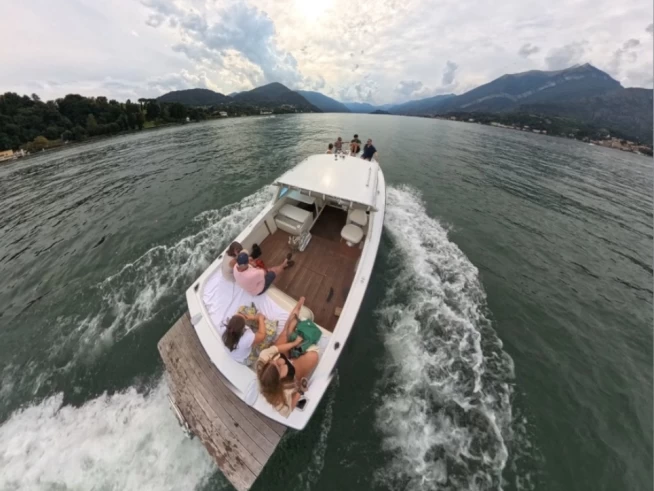 Alquiler de Bertram Bertram 31 en Como (Ciudad)