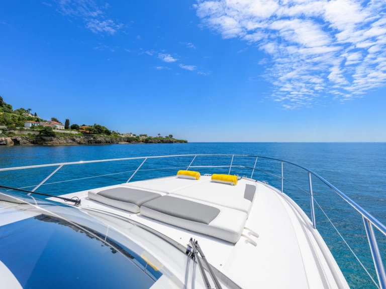 Alquiler Lancha Princess con o sin  título de navegación