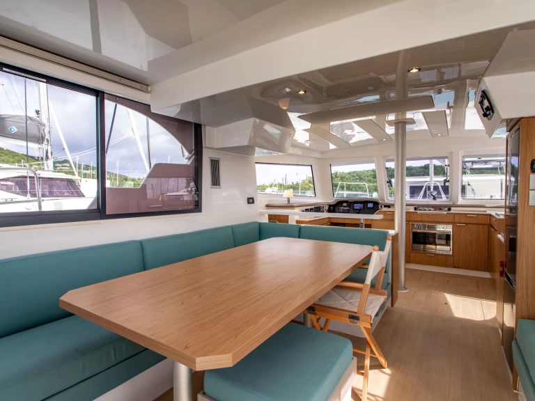 Alquiler Catamarán Bali con o sin  título de navegación