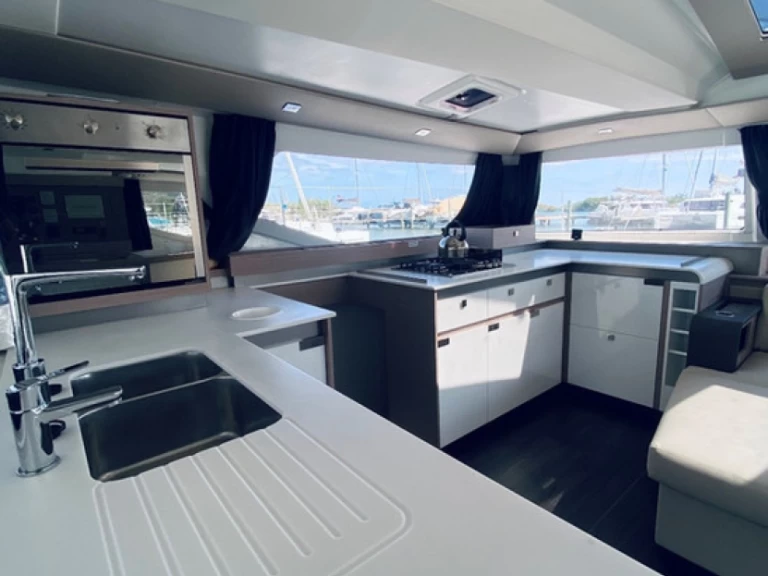Alquiler de embarcaciones Fountaine Pajot Elba 45 enTortola en Samboat