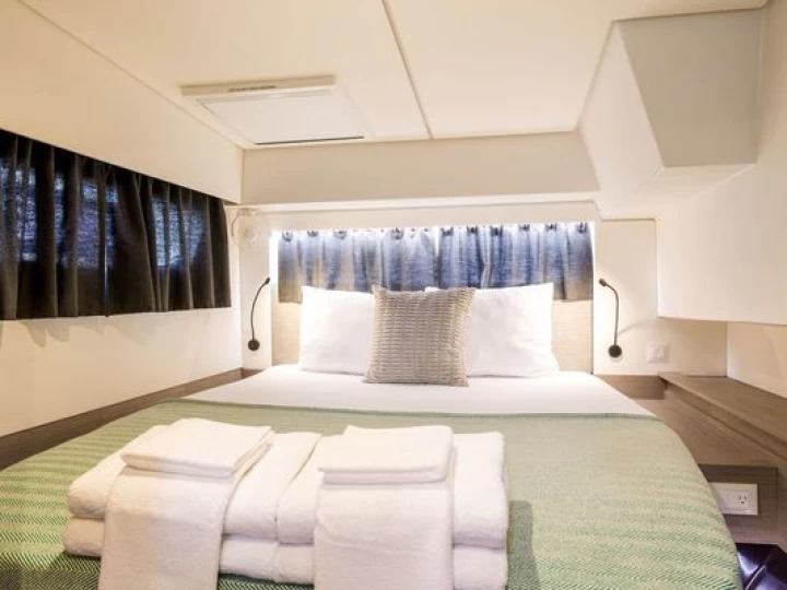 Alquiler Catamarán Fountaine Pajot con o sin  título de navegación