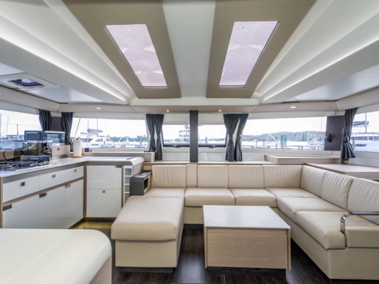 Alquiler de Catamarán, con o sin patrón Fountaine Pajot Tortola
