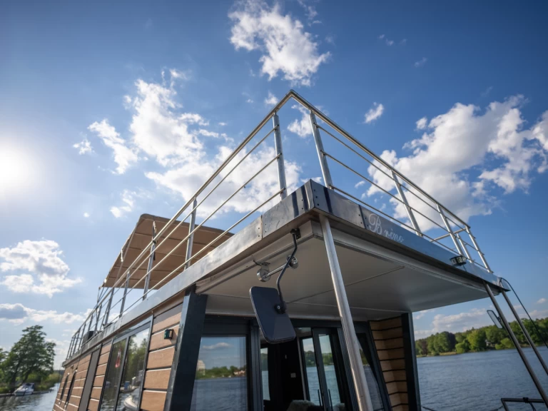 Alquiler Casa flotante WOMA con o sin  título de navegación