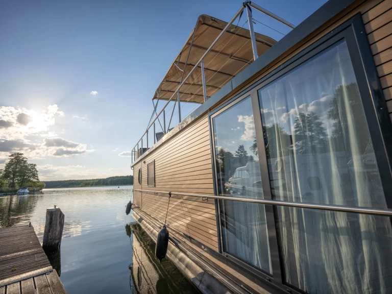 WOMA Woma D13 de alquiler a Fürstenberg/Havel