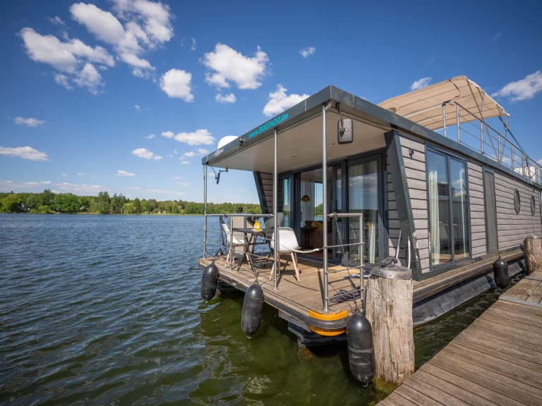 Alquiler de Casa flotante, con o sin patrón WOMA Fürstenberg/Havel