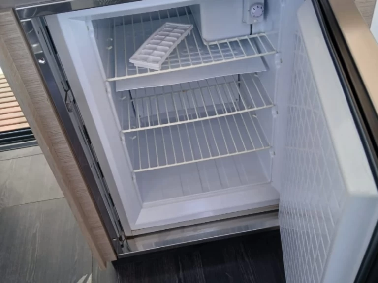 Alquiler Catamarán en Lávrio - Fountaine Pajot Elba 45