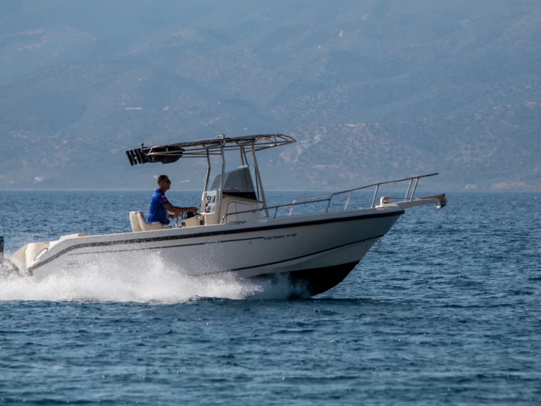 Alquiler Ýdra - Boston Whaler Boston Whaler 23 Outrage en SamBoat