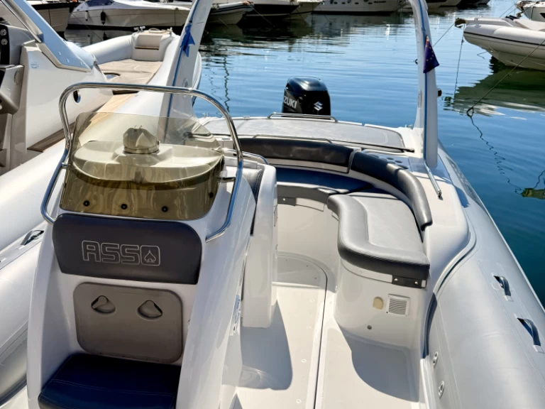 Alquiler de barcos Porto di Mergellina barato de CHARISMA PASSIONE