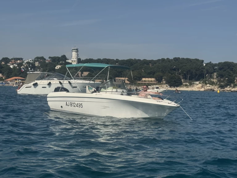 Alquiler de embarcaciones Jeanneau Cap Camarat 625 enFos-sur-Mer en Samboat