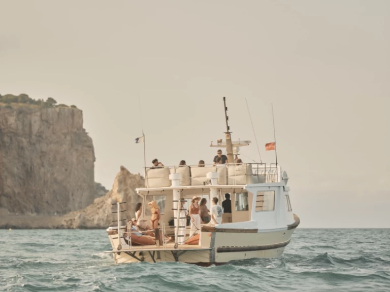 Xufre Custom de alquiler a Torroella de Montgrí