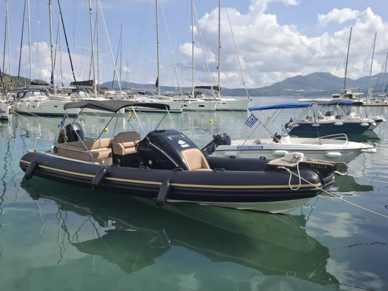 Neumática para alquilar Nikiána al mejor precio