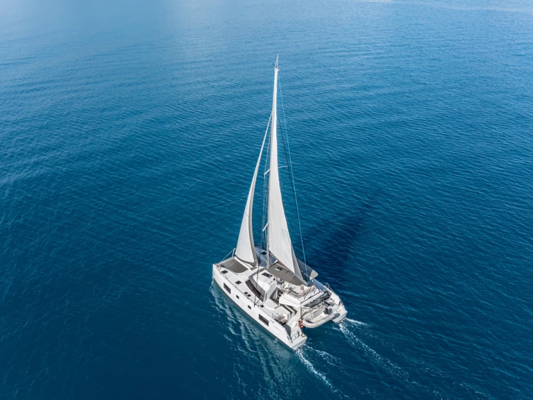 Catamarán para alquilar Furnari al mejor precio