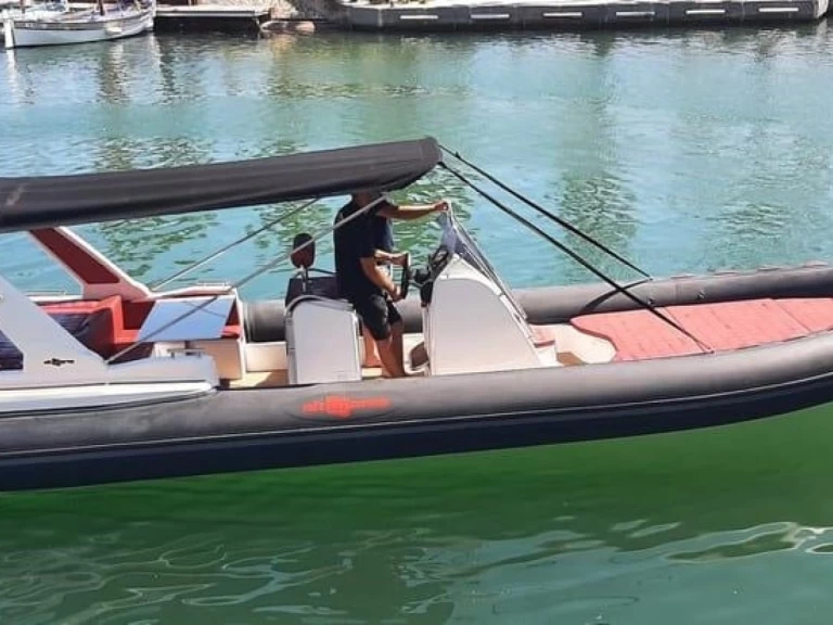 Alquiler de barcos Saint-Raphaël barato de Wave 27