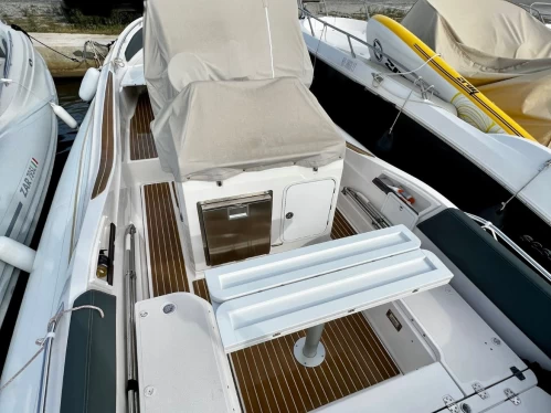 Alquiler Neumática Zar con o sin  título de navegación