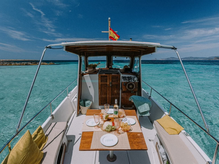 Alquiler de embarcaciones Copino LLaut 36 enMarina Ibiza en Samboat