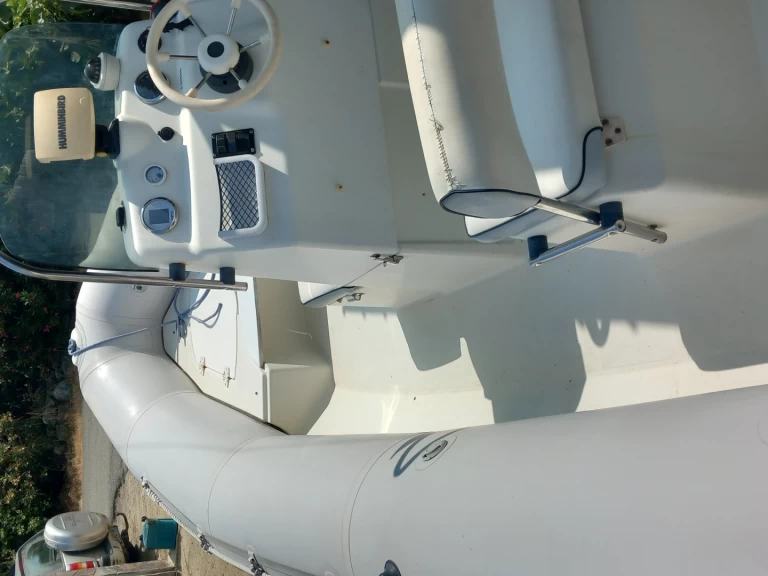 Alquiler Neumática en Sainte-Lucie de Porto-Vecchio - Zodiac Explorer 640