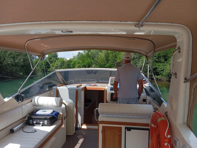 Lancha para alquilar Lido al mejor precio