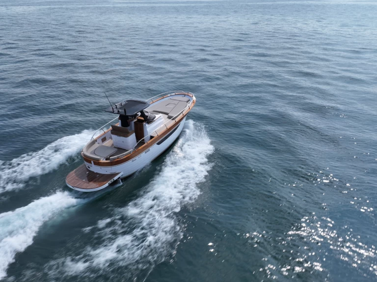 Mimi 9.5 wa de alquiler a Peschiera del Garda