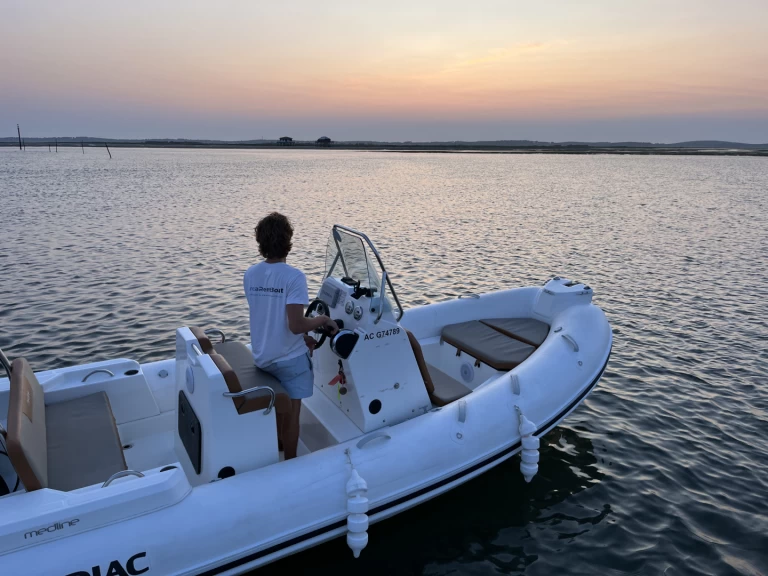 Alquiler de Neumática, con o sin patrón Zodiac Arcachon