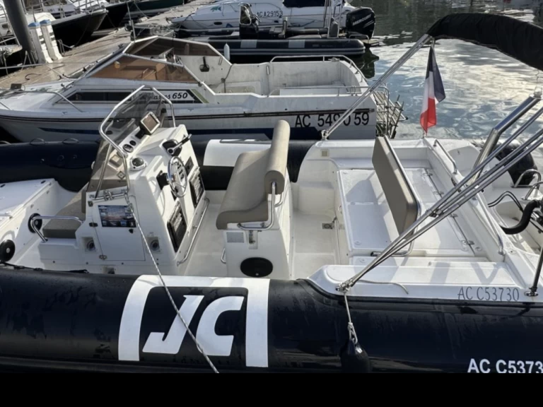 Joker Boat Clubman 26 de alquiler a Arcachon