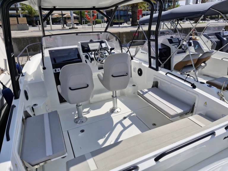 Alquiler de Bénéteau Flyer 8 SUNdeck en Barcelona