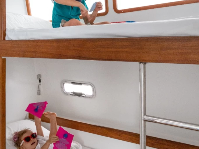 Ceycat'53 Catamaran de alquiler a Trincomalee