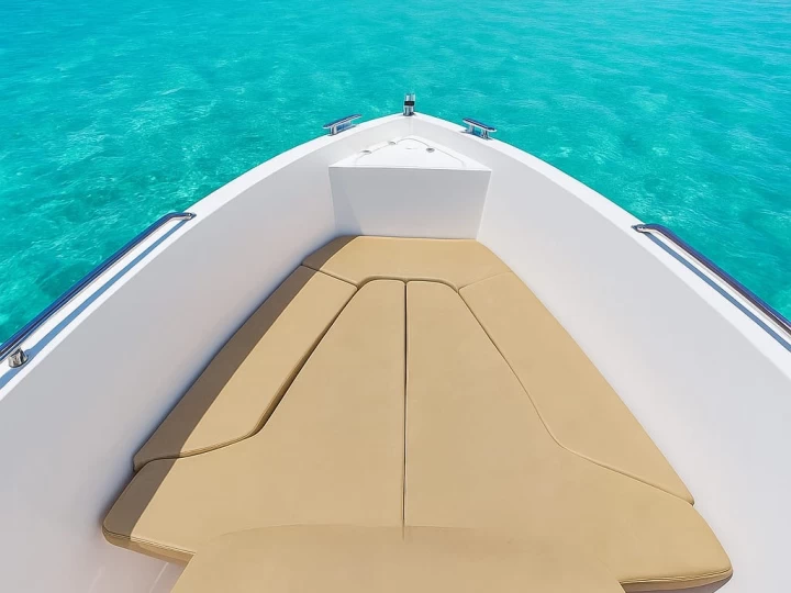 Boats mak Cattleya X6 de alquiler a Cala Llonga